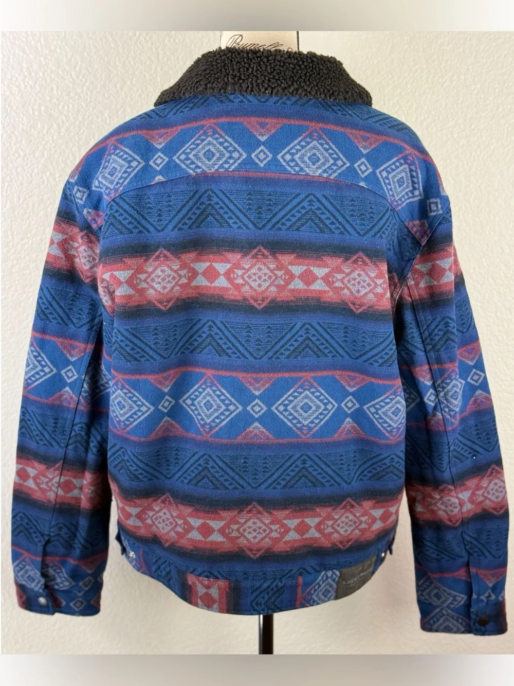 Lucky Brand Men’s Stripe Sherpa Lined Trucker Jacket Aztec Southwest Large